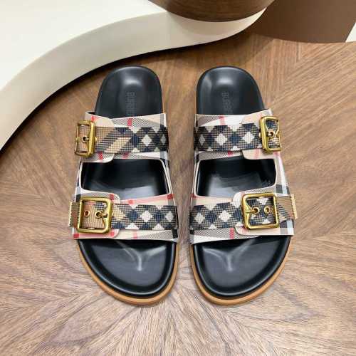 Burberry men slippers AAA-101