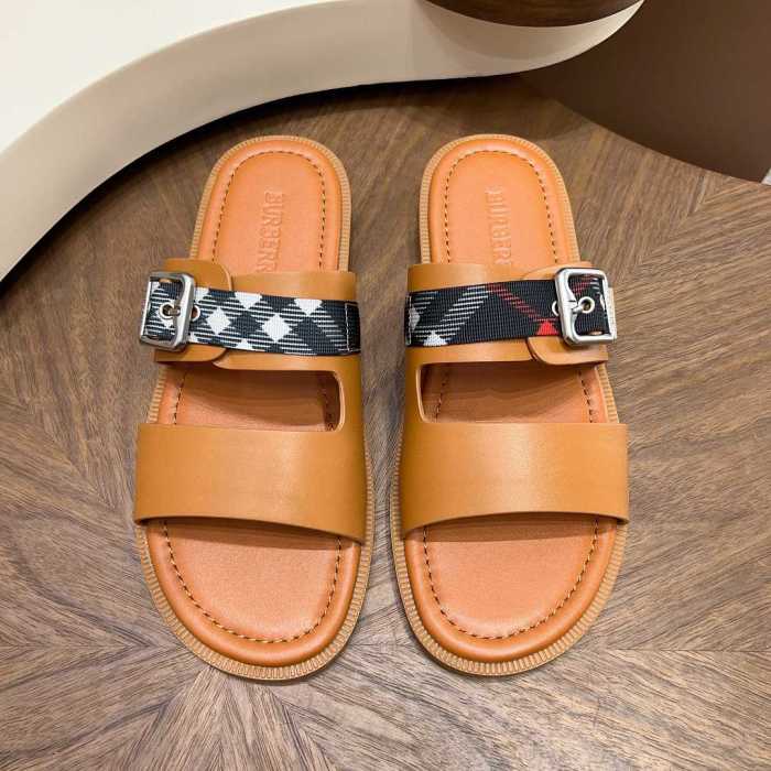 Burberry men slippers AAA-099