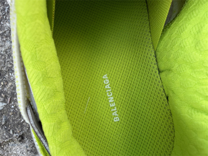 B 17FW Tripe-S High End Sneaker-720