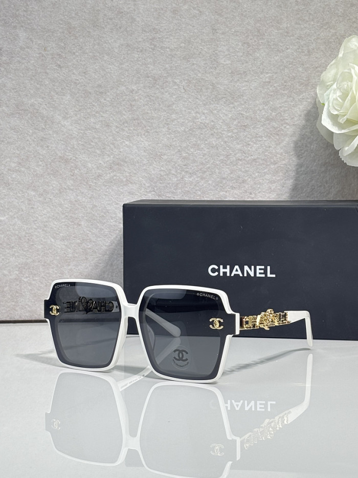 CHNL Sunglasses AAAA-7701