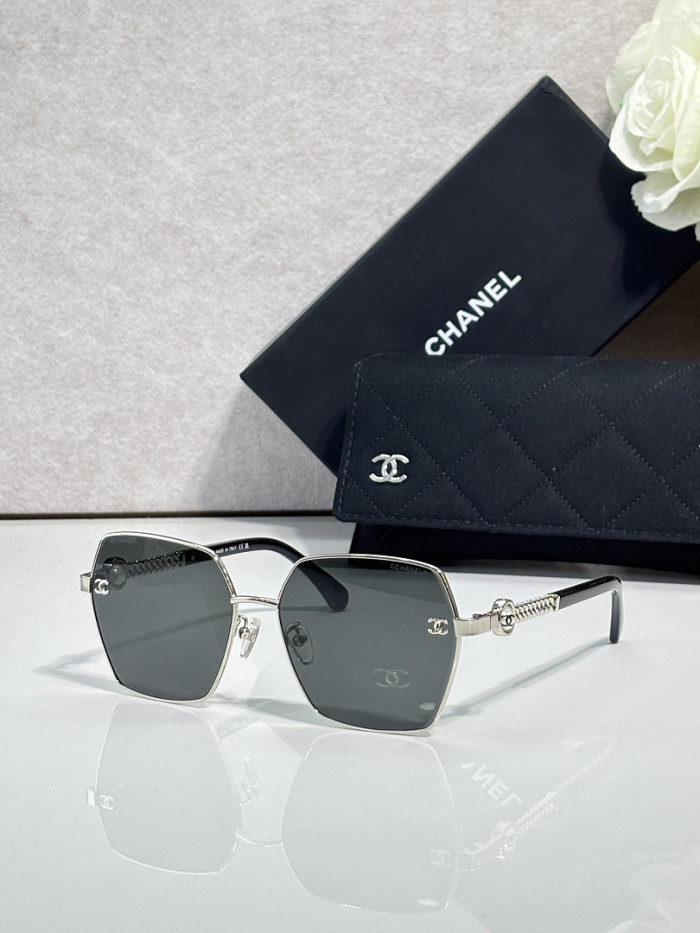 CHNL Sunglasses AAAA-7510