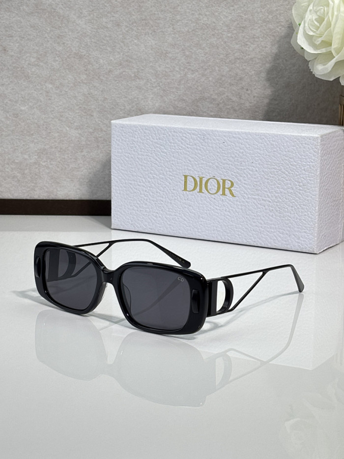 Dior Sunglasses AAAA-4795