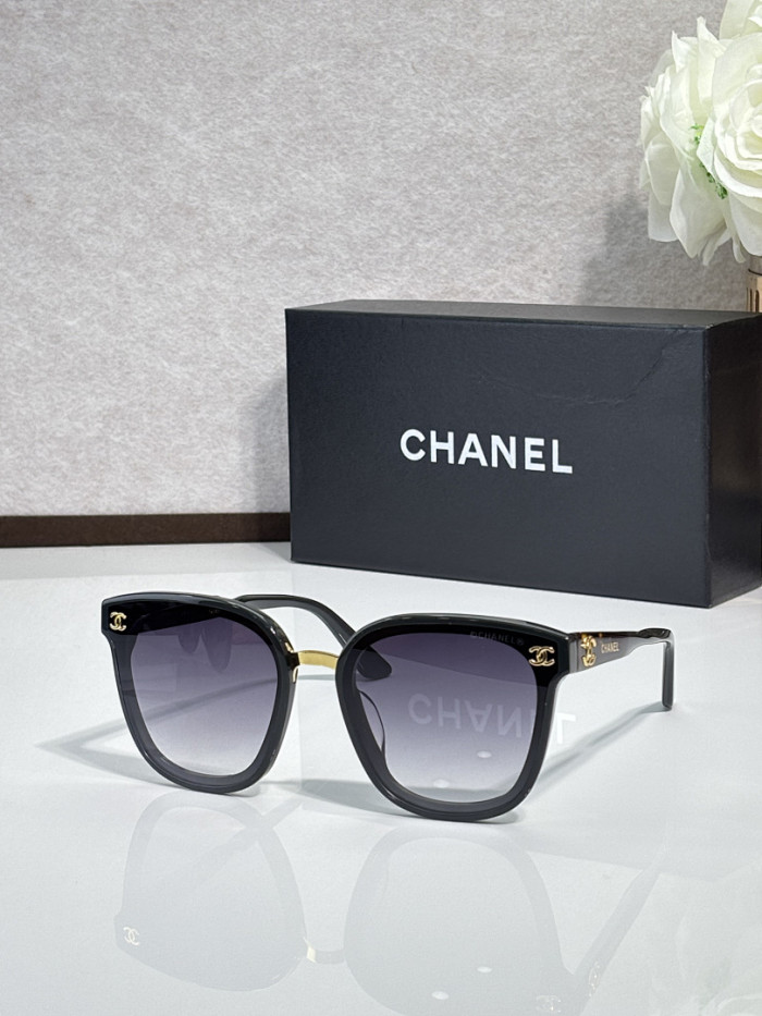 CHNL Sunglasses AAAA-7063