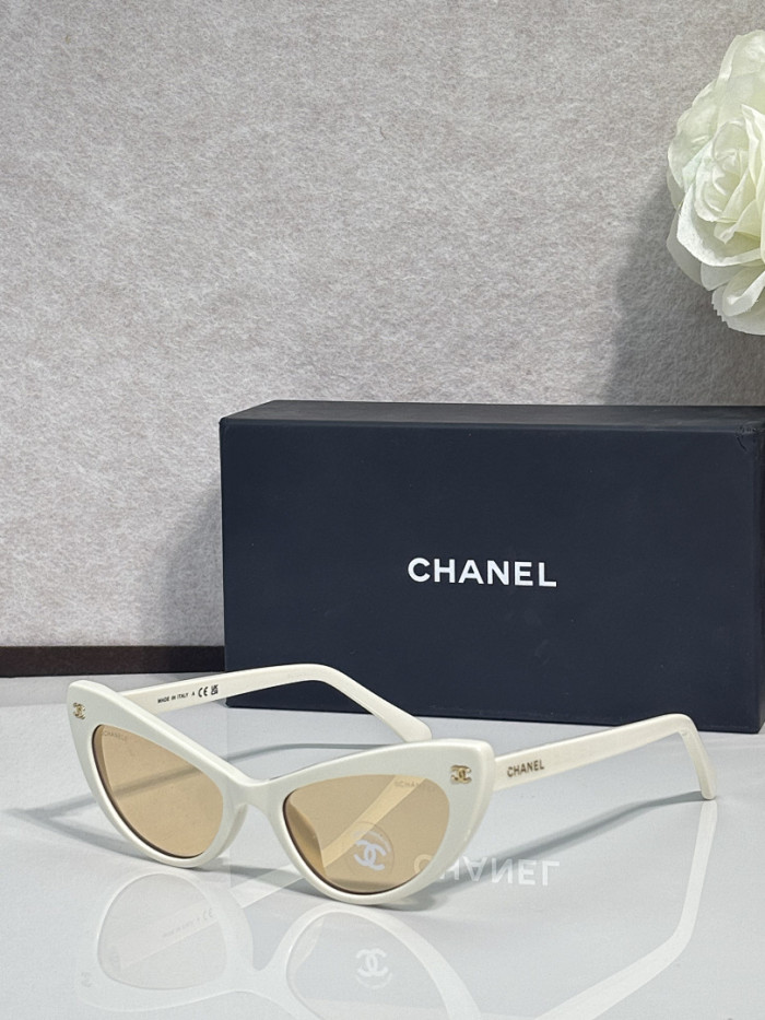 CHNL Sunglasses AAAA-7229