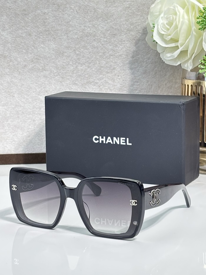 CHNL Sunglasses AAAA-6970