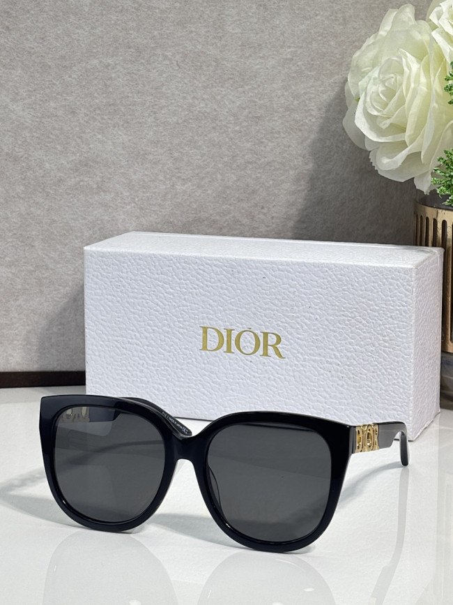 Dior Sunglasses AAAA-4829