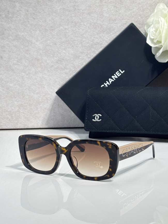 CHNL Sunglasses AAAA-7335