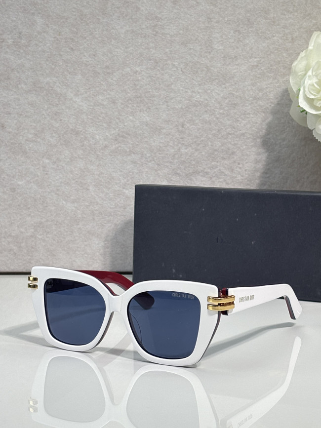 Dior Sunglasses AAAA-4906