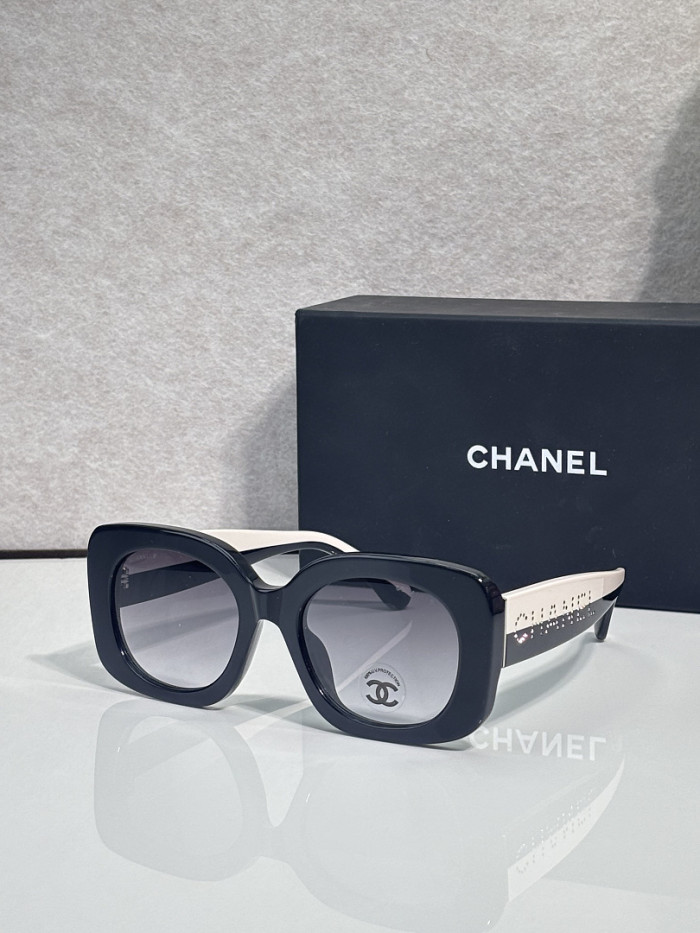 CHNL Sunglasses AAAA-7340
