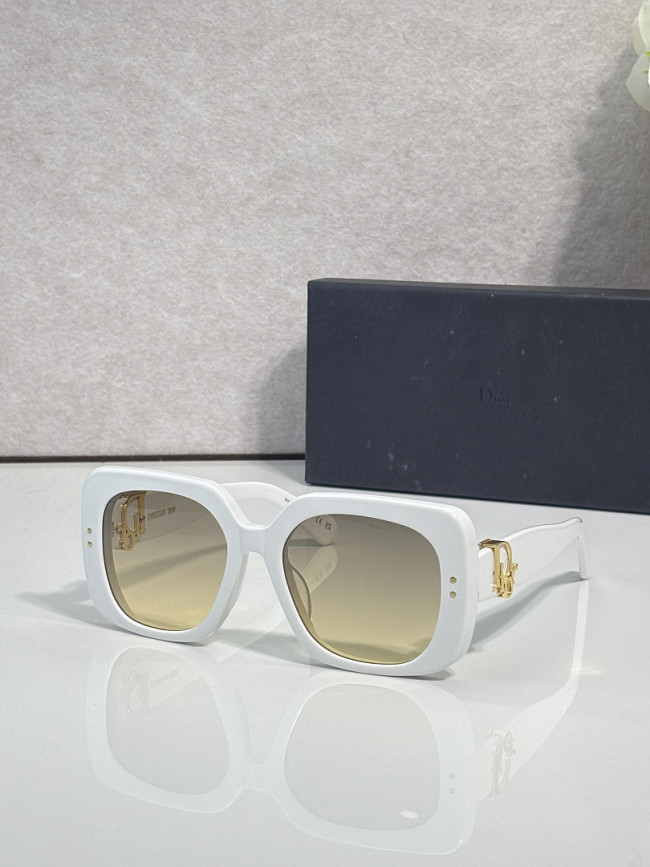 Dior Sunglasses AAAA-4989