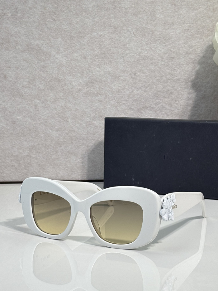 Dior Sunglasses AAAA-4967