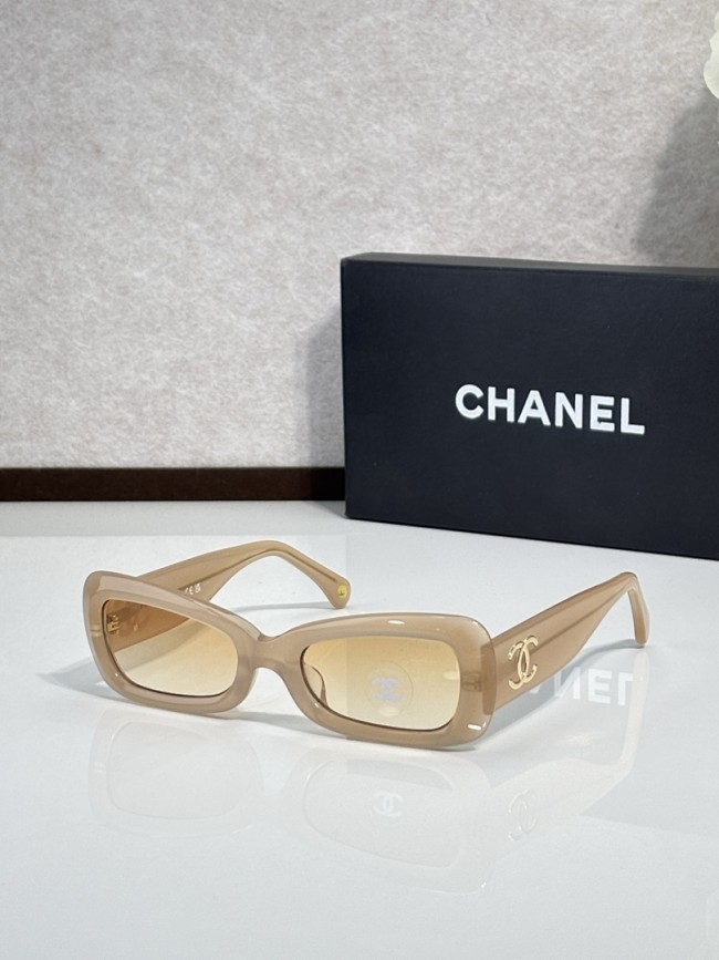 CHNL Sunglasses AAAA-6945