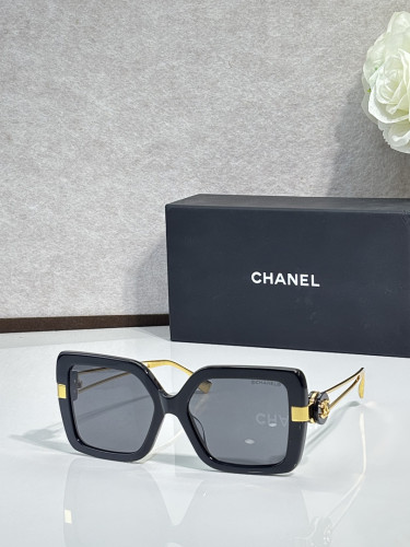 CHNL Sunglasses AAAA-7686
