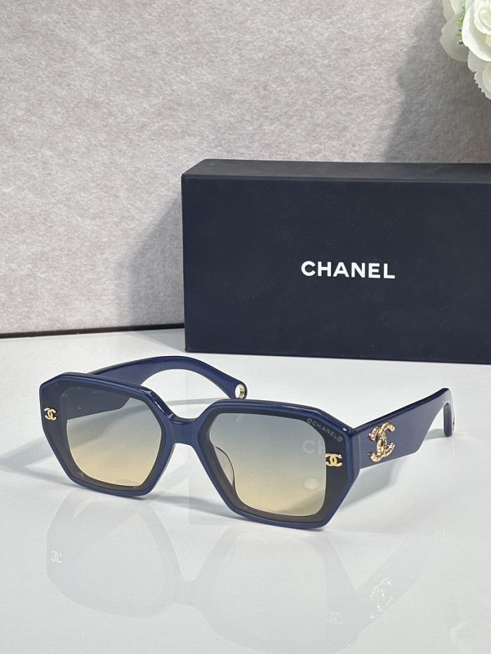 CHNL Sunglasses AAAA-7526