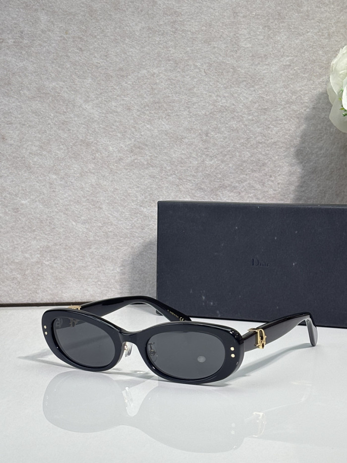 Dior Sunglasses AAAA-4981