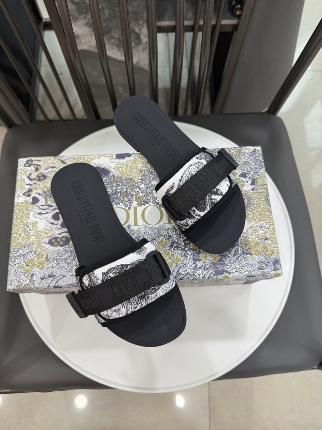 Dior women slippers AAA-123