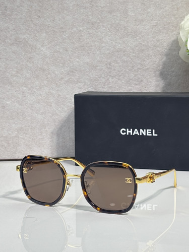 CHNL Sunglasses AAAA-7470