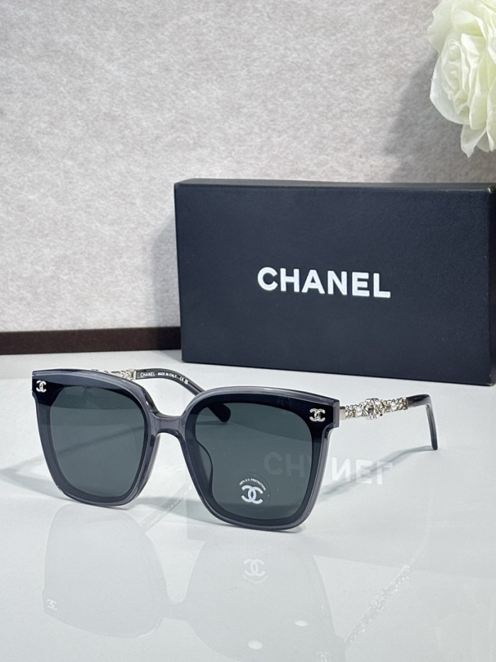 CHNL Sunglasses AAAA-6984