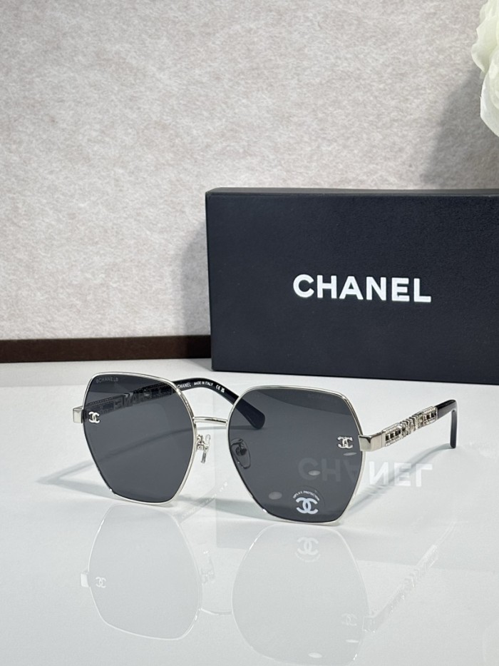 CHNL Sunglasses AAAA-6929