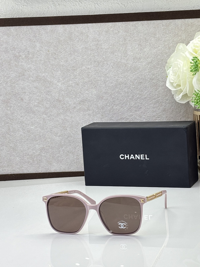 CHNL Sunglasses AAAA-7154