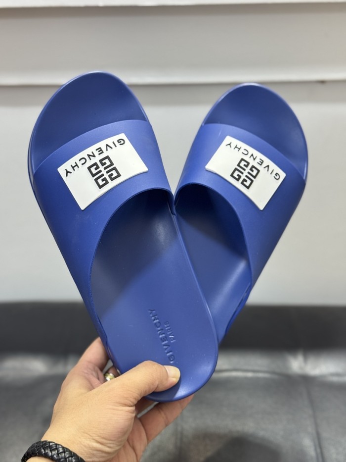 Givenchy men slippers AAA-090