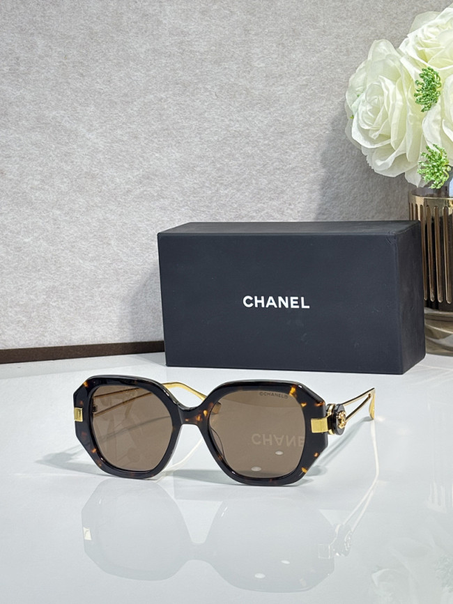 CHNL Sunglasses AAAA-7188