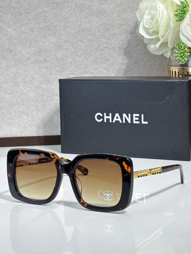 CHNL Sunglasses AAAA-7092