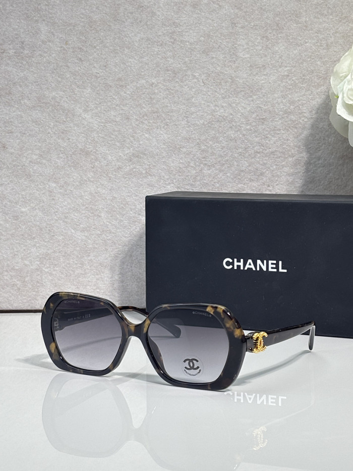 CHNL Sunglasses AAAA-7277