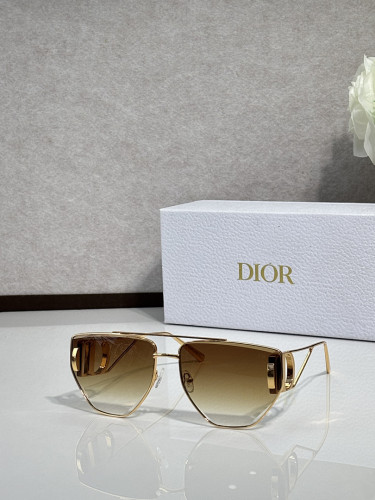 Dior Sunglasses AAAA-4792