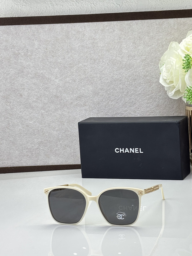 CHNL Sunglasses AAAA-7155