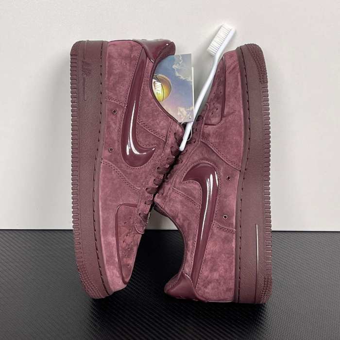Authentic Nike Air Force 1 Low '07 Burgundy Crush