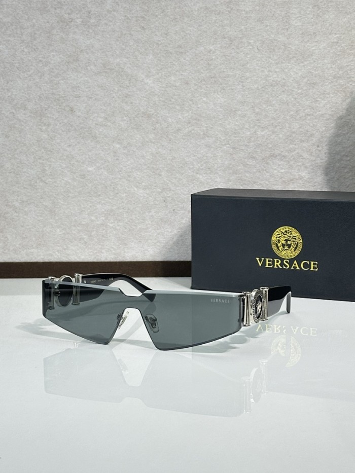 Versace Sunglasses AAAA-4712