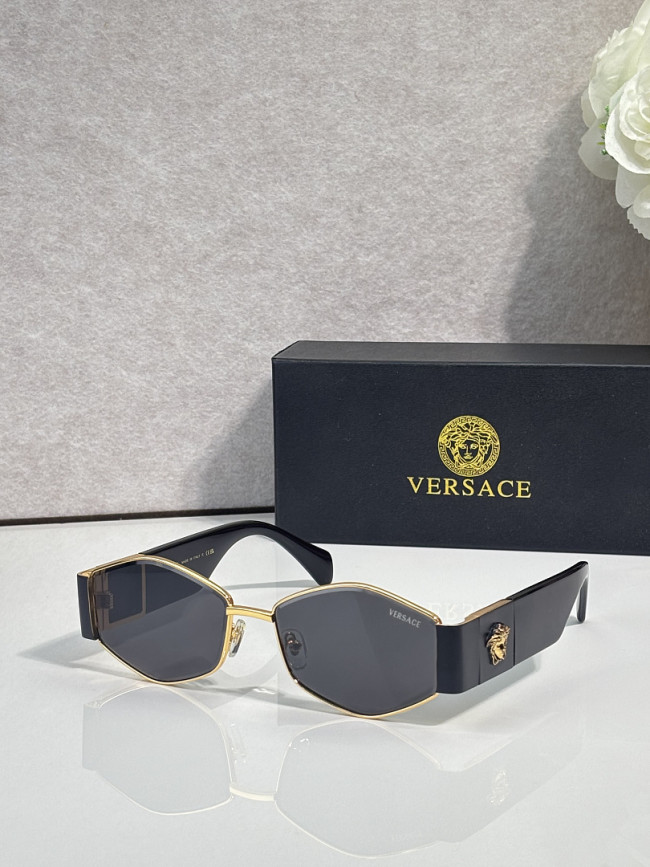 Versace Sunglasses AAAA-4694