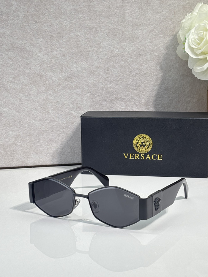 Versace Sunglasses AAAA-4693