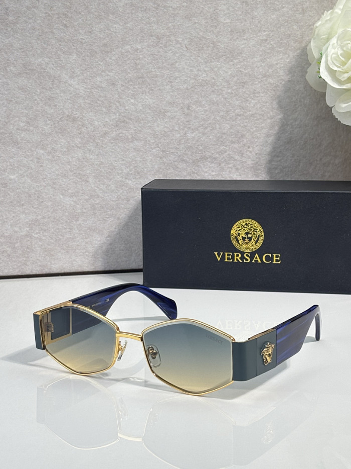 Versace Sunglasses AAAA-4690