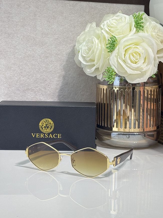 Versace Sunglasses AAAA-4677