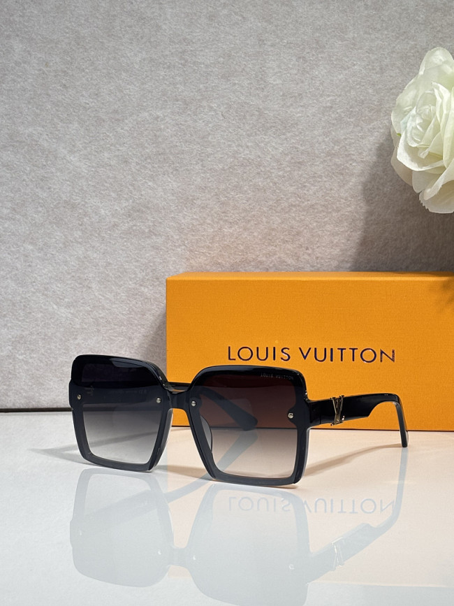 LV Sunglasses AAAA-7808