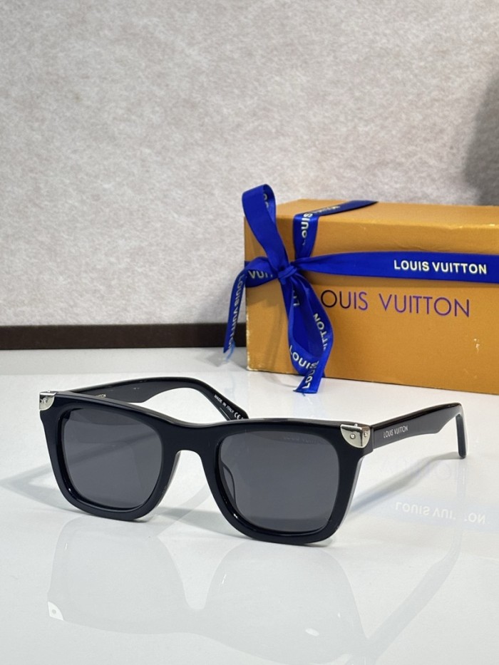 LV Sunglasses AAAA-7711