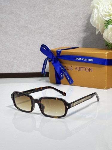 LV Sunglasses AAAA-7750