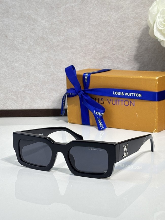 LV Sunglasses AAAA-7588