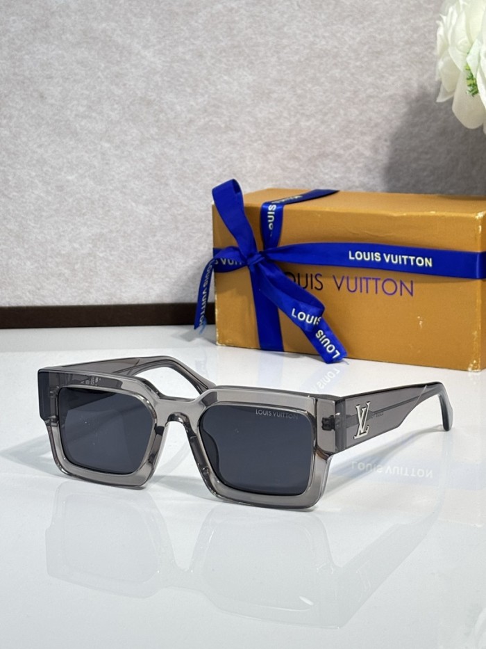 LV Sunglasses AAAA-7601