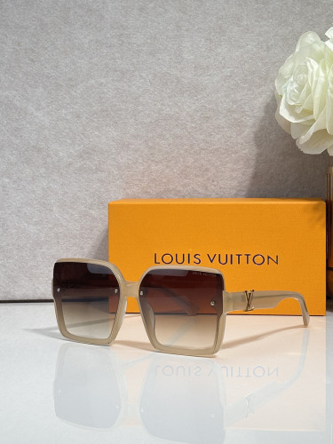 LV Sunglasses AAAA-7809