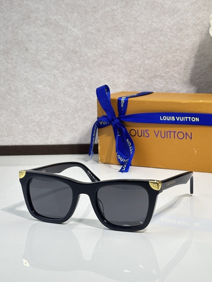 LV Sunglasses AAAA-7710