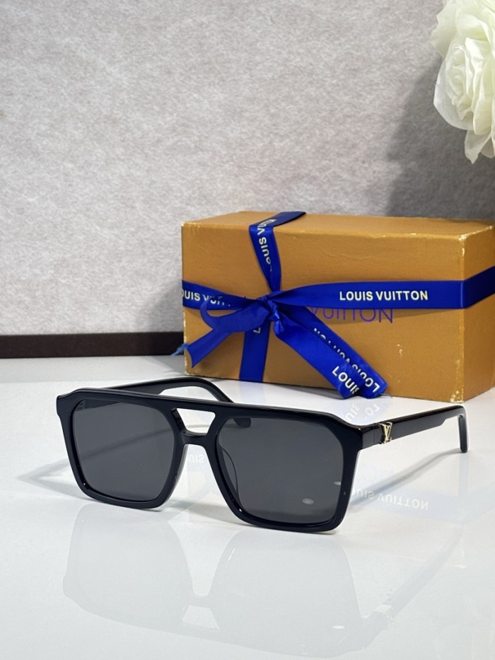 LV Sunglasses AAAA-7764