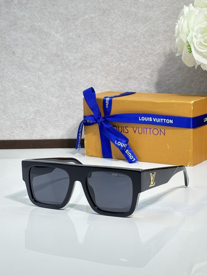 LV Sunglasses AAAA-7641