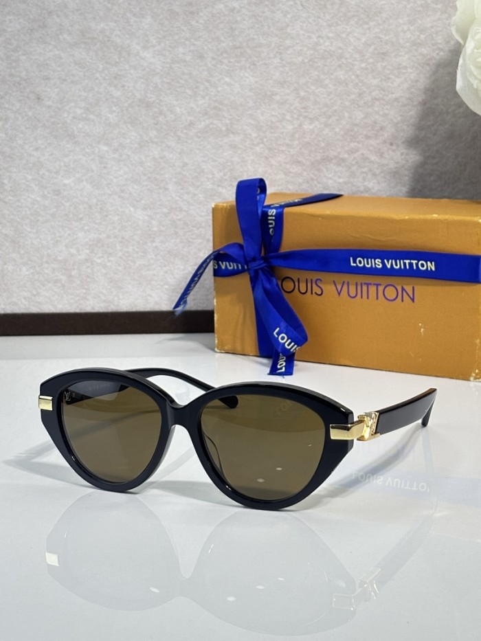 LV Sunglasses AAAA-7700