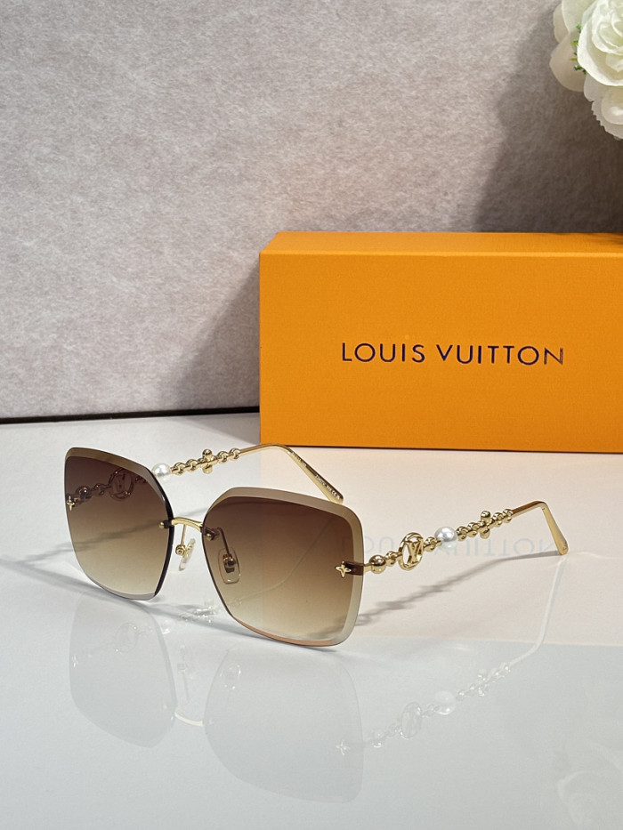 LV Sunglasses AAAA-7943
