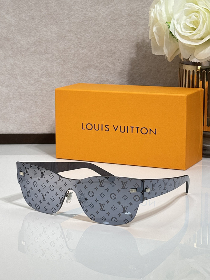 LV Sunglasses AAAA-7772
