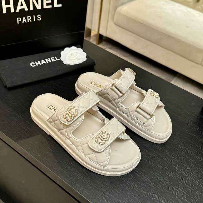 LV women Sandals 1：1 Quality-1195