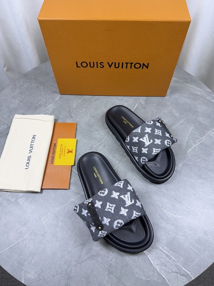 LV Sandals 1：1 Quality-1276